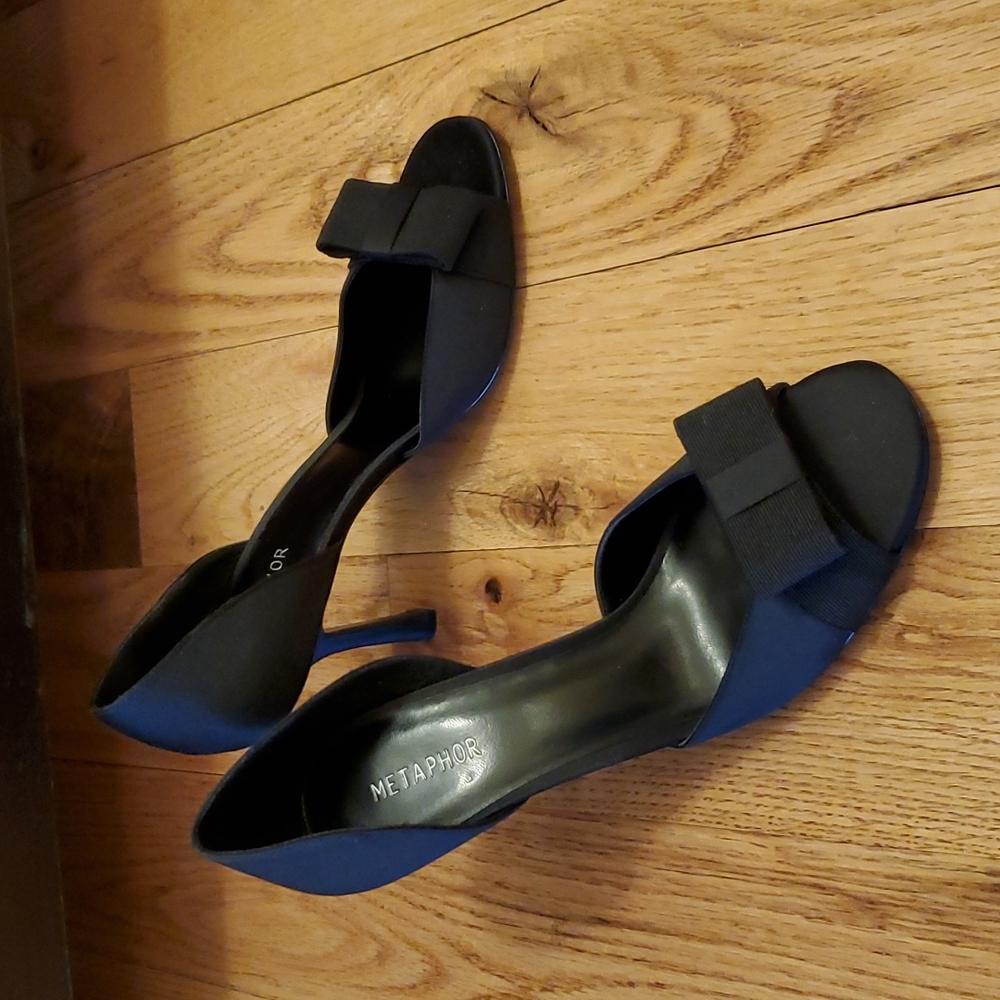 METAPHOR HEELS SOLTICE 9.5 4" BOW OPEN TOED SHOES NWOT